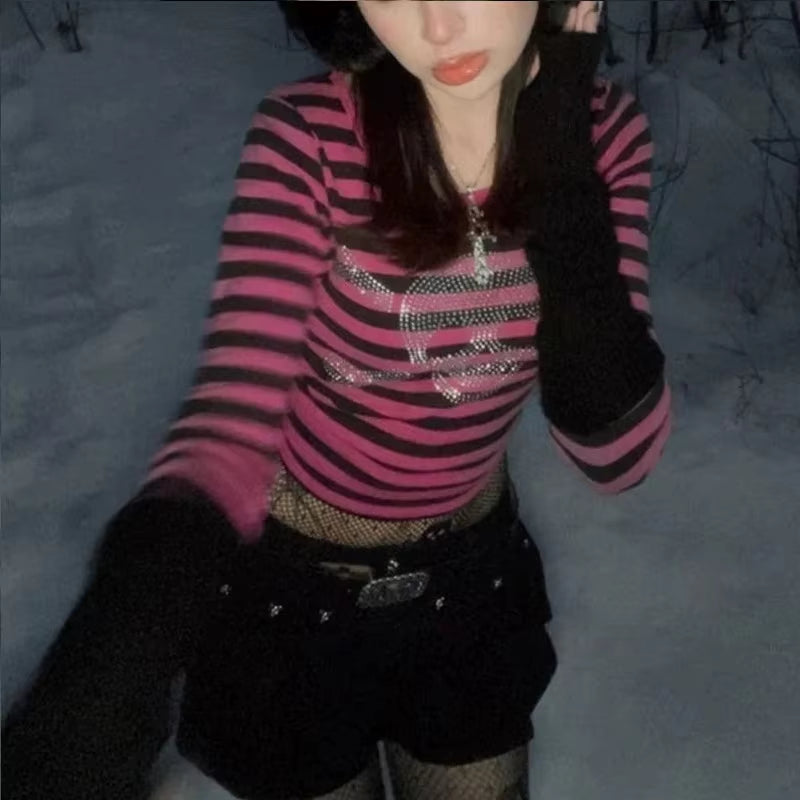 2000S Rhinestones Skull Print Grunge Y2K Clothes Aesthetic T-Shirt Crop Top Vintage Stripe Emo Full Sleeve Harajuku Slim Fit Tee
